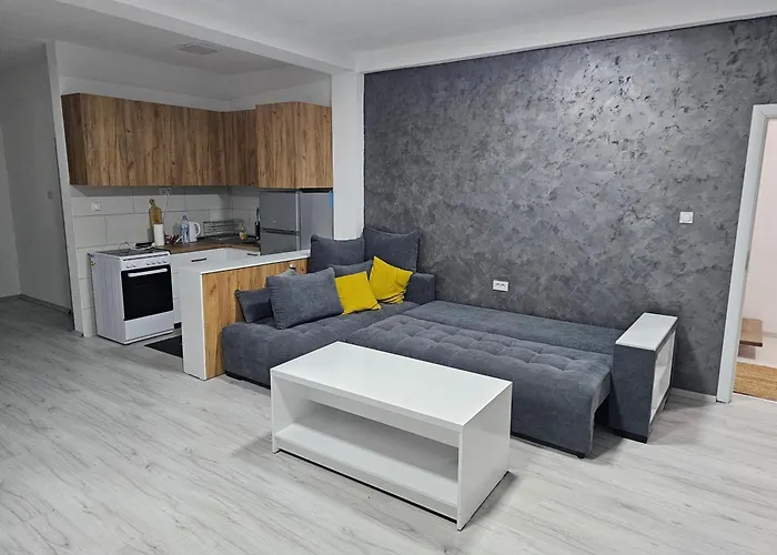 East Gate Apartments